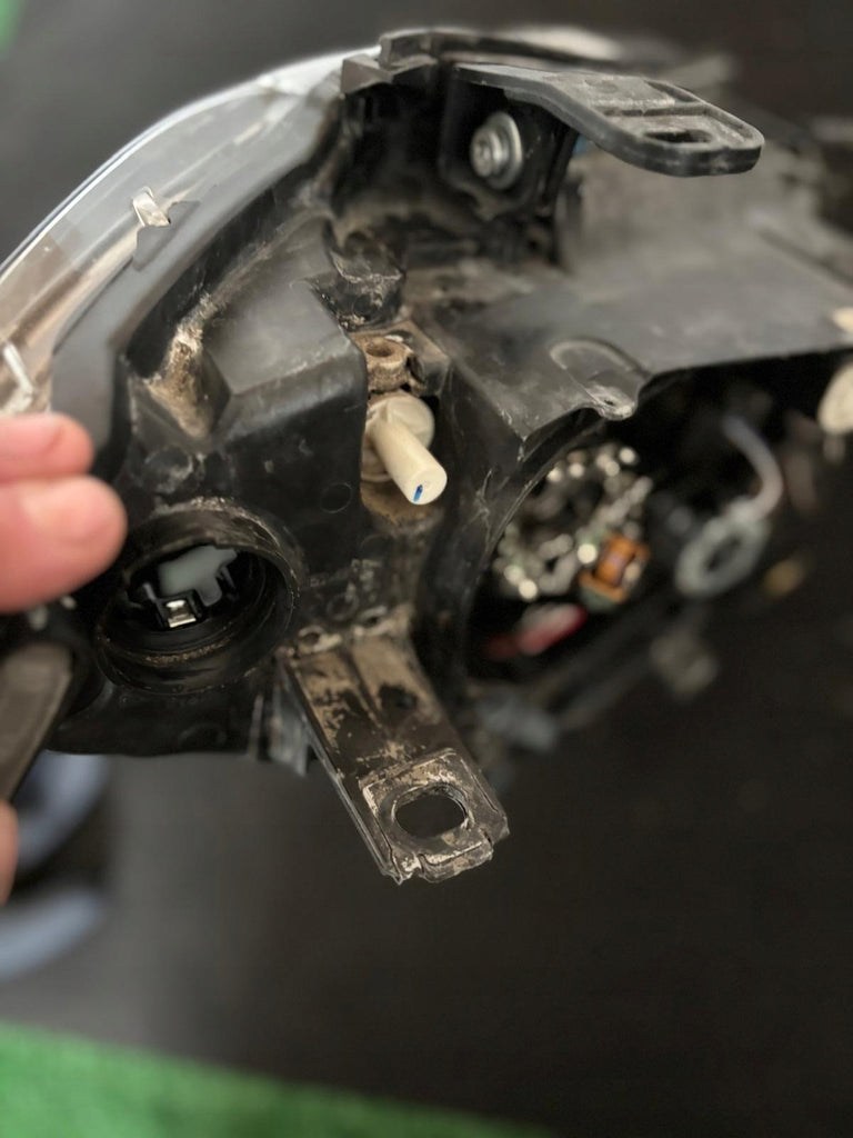 Frontscheinwerfer BMW E88 E87 90004813 Xenon Ein Stück (Rechts oder Links) SCH4278247359fg