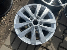 Load image into Gallery viewer, 1x Alufelge 16 Zoll 6.5&quot; 5x120 51ET Glanz Silber 7E0601025N Vw Rim Wheel