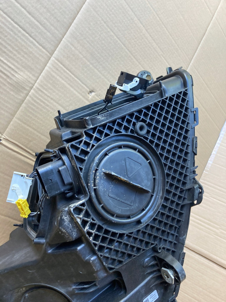 Frontscheinwerfer Mercedes-Benz Glc MB2539064903 LED Rechts oder Links SCH7122944208cc