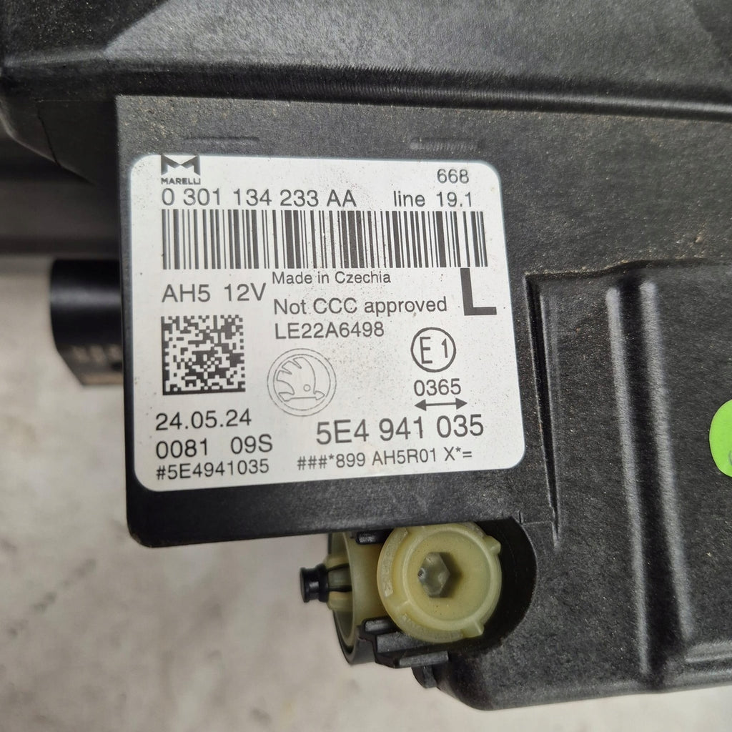 Frontscheinwerfer Skoda Octavia IV 5E4941035 Full LED Rechts oder Links SCH8918065129oi
