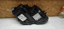 Laden Sie das Bild in den Galerie-Viewer, Frontscheinwerfer VW Tiguan 5NB941081E Full LED Links Scheinwerfer Headlight