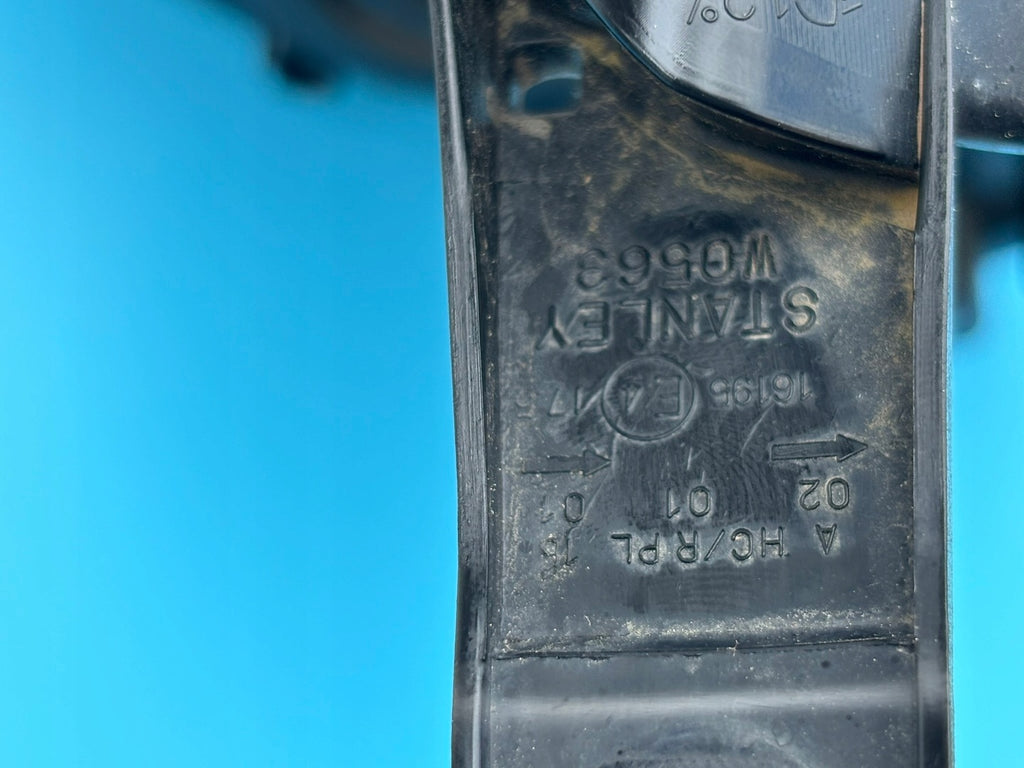 Frontscheinwerfer Mitsubishi Space Star W0563 Rechts Scheinwerfer Headlight