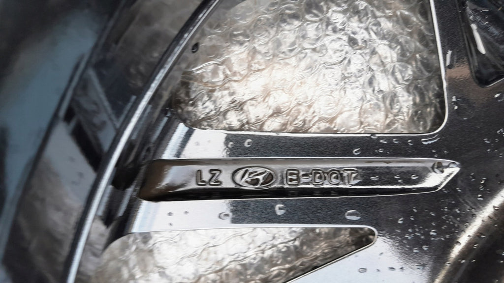 1x Alufelge 17 Zoll 7.0" 4x100 54ET 52910-Q0300 Hyundai I20 Rim Wheel