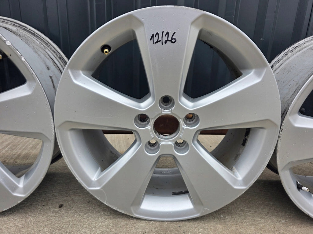 4x Alufelge 17 Zoll 7.5" 5x112 51ET Glanz Silber 8V0601025BK Audi A4 A3 I FEL1991184668vi