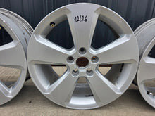 Load image into Gallery viewer, 4x Alufelge 17 Zoll 7.5" 5x112 51ET Glanz Silber 8V0601025BK Audi A4 A3 I FEL1991184668vi