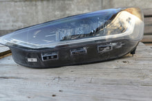 Laden Sie das Bild in den Galerie-Viewer, Frontscheinwerfer Ford Focus NX7B-13E015-CD Links Scheinwerfer Headlight