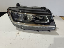 Laden Sie das Bild in den Galerie-Viewer, Frontscheinwerfer VW Tiguan 5NB941036B LED Rechts Scheinwerfer Headlight