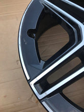 Laden Sie das Bild in den Galerie-Viewer, 1x Alufelge 18 Zoll 8.0" 5x112 43ET Glanz Schwarz A2134016300 Mercedes-Benz W213 FEL7195702700kx
