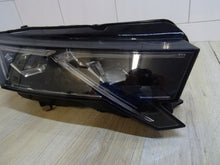 Laden Sie das Bild in den Galerie-Viewer, Frontscheinwerfer Skoda Octavia IV 5E4941036 LED Rechts Scheinwerfer Headlight SCH6333789580pq