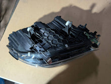 Laden Sie das Bild in den Galerie-Viewer, Frontscheinwerfer BMW X3 G01 G02 8739653 LE15A6372 Links Scheinwerfer Headlight SCH2416389179kc