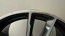 Laden Sie das Bild in den Galerie-Viewer, 1x Alufelge 18 Zoll 8.0&quot; 5x112 30ET Glanz Graphit 8093915 BMW 1 Mg Rim Wheel