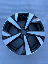 Load image into Gallery viewer, 1x Alufelge 17 Zoll 6.5" 5x112 39ET 2G7601025B VW Taigo Rim Wheel FEL4634191665bz