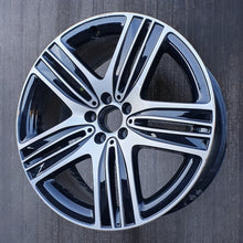 Laden Sie das Bild in den Galerie-Viewer, 1x Alufelge 20 Zoll 8.5&quot; 5x112 30ET Glanz A2934010600 Mercedes-Benz Rim Wheel