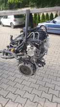 Laden Sie das Bild in den Galerie-Viewer, Motor Mazda Cx5 Cx3 PE01 2.0 Benzin Engine Unkomplett