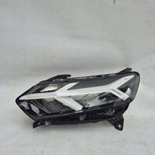 Load image into Gallery viewer, Frontscheinwerfer Dacia Sandero III 260601750R Full LED Links Headlight SCH8371198127ra