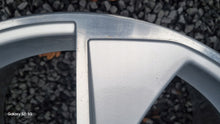 Load image into Gallery viewer, 1x Alufelge 20 Zoll 9.0" 5x112 33ET Silber 4M0601025BJ Audi Rim Wheel FEL3690955754td