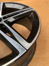 Load image into Gallery viewer, 1x Alufelge 18 Zoll 7.5" 5x112 49ET Glanz Schwarz A1774010700 Mercedes-Benz FEL7456251068nr