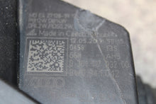 Load image into Gallery viewer, Frontscheinwerfer Audi A4 B9 8W0941012 LED Rechts Scheinwerfer Headlight