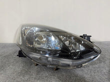Laden Sie das Bild in den Galerie-Viewer, Frontscheinwerfer Mazda II D651-51030 Rechts Scheinwerfer Headlight SCH8303199187nz