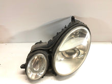 Load image into Gallery viewer, Frontscheinwerfer Mercedes-Benz W211 Xenon Links Scheinwerfer Headlight SCH4422800403ds