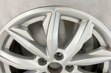 Laden Sie das Bild in den Galerie-Viewer, 1x Alufelge 17 Zoll 7.0" 5x112 34ET Glanz Silber 80A601025J Audi Q5 Q3 Rim Wheel FEL9994382312gk