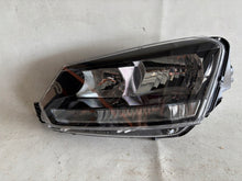 Laden Sie das Bild in den Galerie-Viewer, Frontscheinwerfer Skoda Yeti 5L1941015D Links Scheinwerfer Headlight
