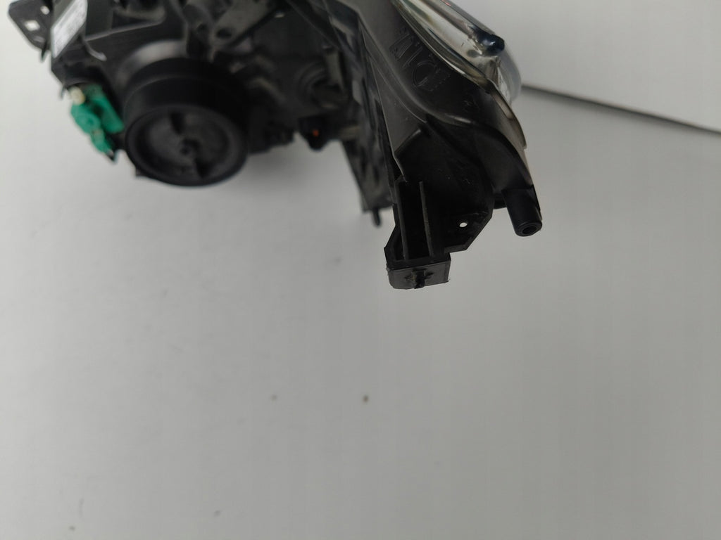 Frontscheinwerfer Opel Vivaro B 260100647R Rechts Scheinwerfer Headlight