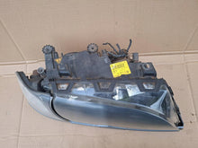 Laden Sie das Bild in den Galerie-Viewer, Frontscheinwerfer BMW E46 6910967 6910968 Xenon Ein Stück (Rechts oder Links) SCH5693388197qp