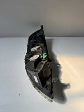 Laden Sie das Bild in den Galerie-Viewer, Frontscheinwerfer Renault Master III QPB4301 Links Scheinwerfer Headlight SCH3966857858aa