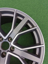 Load image into Gallery viewer, 1x Alufelge 19 Zoll 5x112 8W0601025DH Audi A4 Rim Wheel FEL9268903044ya