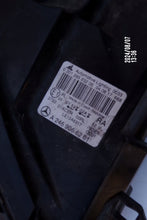 Load image into Gallery viewer, Frontscheinwerfer Mercedes-Benz W246 A2469066201 Rechts Scheinwerfer Headlight SCH4850448307ci