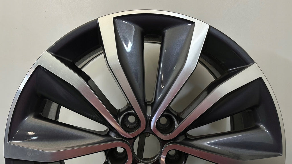 1x Alufelge 19 Zoll 7.0" 5x114.3 40ET Glanz Graphit 403009098 Mg Rim Wheel