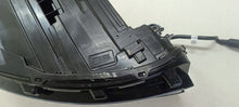 Laden Sie das Bild in den Galerie-Viewer, Frontscheinwerfer VW Passat 3J0941035 Full LED Ein Stück (Rechts oder Links) SCH9070799392iw