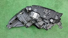 Laden Sie das Bild in den Galerie-Viewer, Frontscheinwerfer Ford Kuga GV41-13D154-AF Rechts Scheinwerfer Headlight SCH7180464322rw