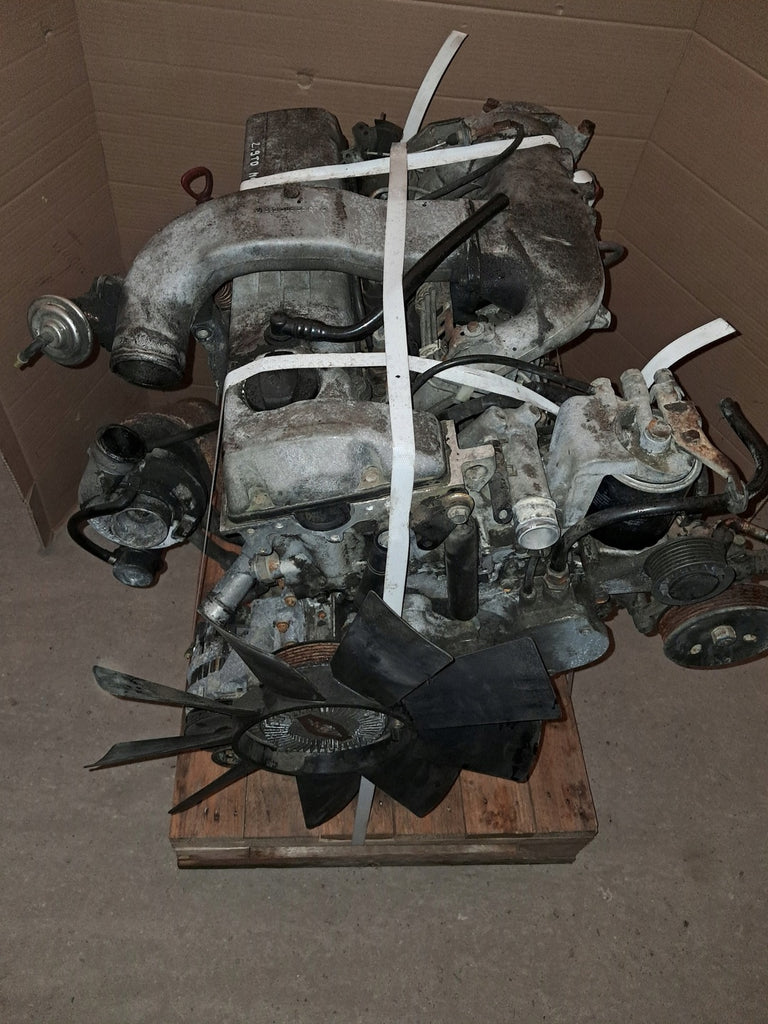 Motor Mercedes-Benz Sprinter Engine 662LA 2.9 187TKm Diesel Engine Komplett