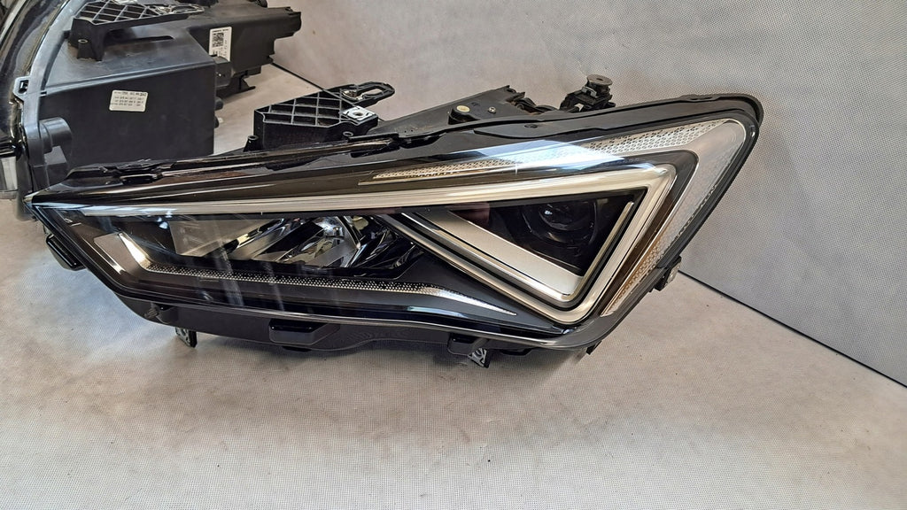 Frontscheinwerfer Seat Leon 5FB941007F LED Links Scheinwerfer Headlight