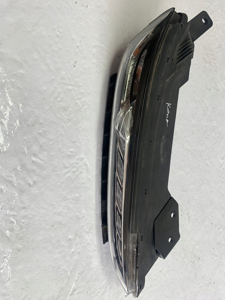 Frontscheinwerfer Hyundai Kona Ein Stück (Rechts oder Links) Headlight SCH6151479859ta