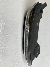 Laden Sie das Bild in den Galerie-Viewer, Frontscheinwerfer Hyundai Kona Links Scheinwerfer Headlight SCH6151479859ta