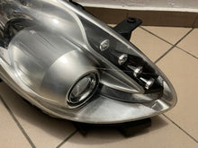 Laden Sie das Bild in den Galerie-Viewer, Frontscheinwerfer Alfa Romeo Giulietta 00505308780 Rechts Scheinwerfer Headlight SCH3983573619bk