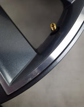 Load image into Gallery viewer, 1x Alufelge 19 Zoll 7.0" 5x112 43ET 565601025F Skoda Kodiaq Rim Wheel FEL4843413434fi