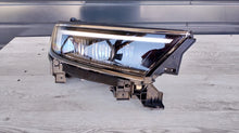 Load image into Gallery viewer, Frontscheinwerfer Opel Mokka 9834007980 LED Rechts Scheinwerfer Headlight