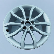 Load image into Gallery viewer, 1x Alufelge 18 Zoll 7.5&quot; 5x112 39ET Glanz Silber 8W0601025 Audi Rim Wheel