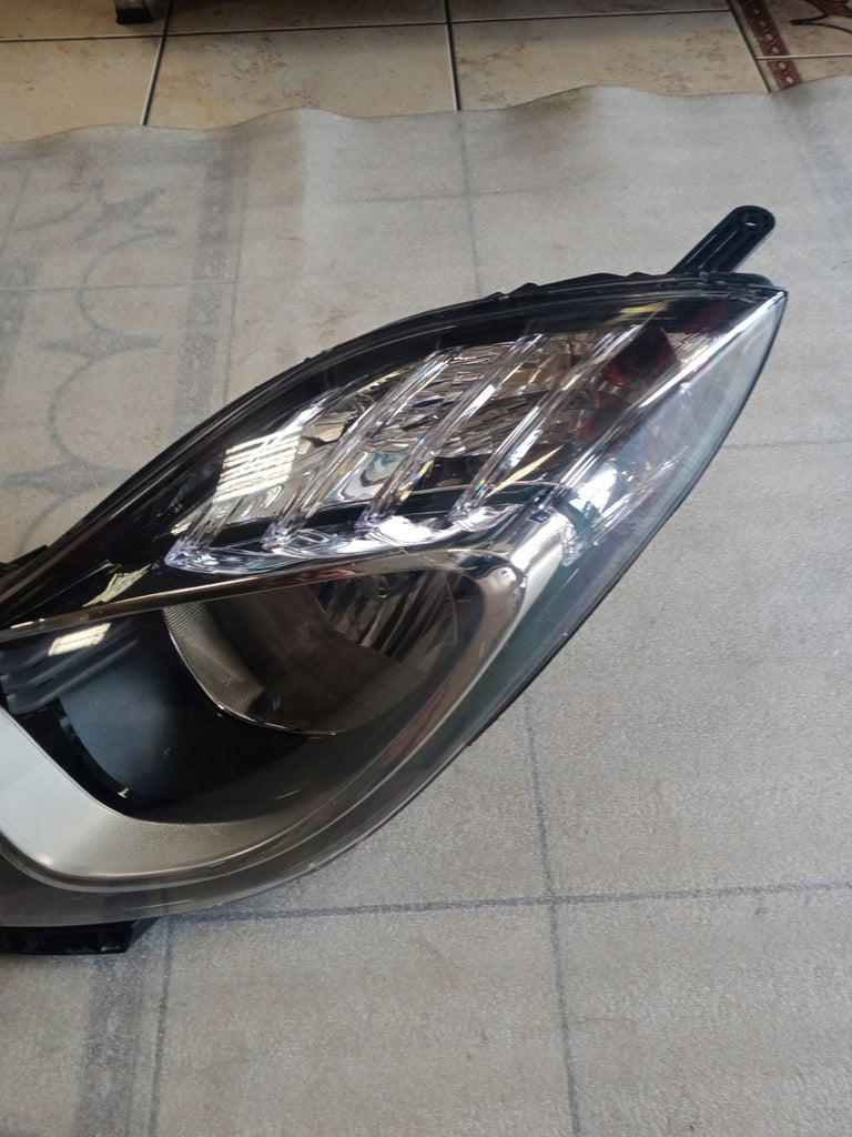 Frontscheinwerfer Hyundai Ix20 92101-1KXXX Links Scheinwerfer Headlight