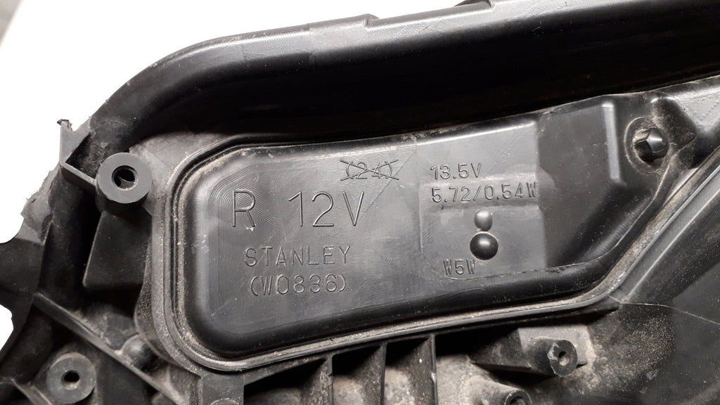 Frontscheinwerfer Toyota 4 LED Rechts Scheinwerfer Headlight