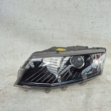 Laden Sie das Bild in den Galerie-Viewer, Frontscheinwerfer Skoda Octavia III 5E1941015B Xenon Rechts oder Links SCH7131428514fc