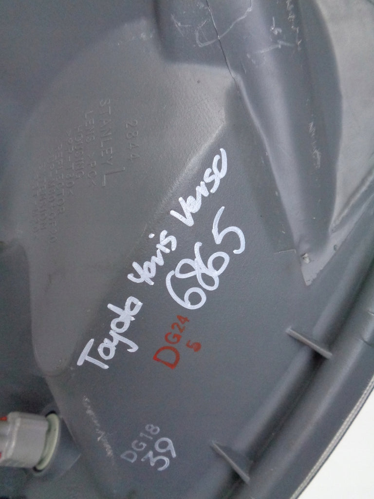 Frontscheinwerfer Toyota Yaris Verso Links Scheinwerfer Headlight