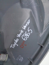 Load image into Gallery viewer, Frontscheinwerfer Toyota Yaris Verso Links Scheinwerfer Headlight