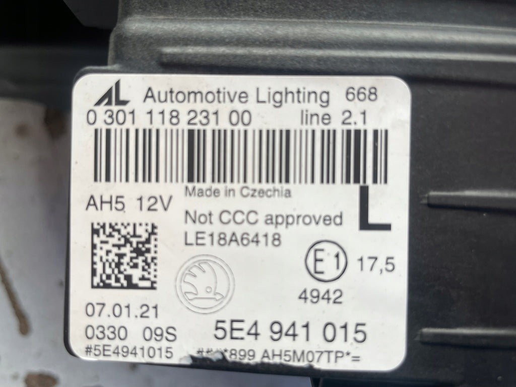 Frontscheinwerfer Skoda Octavia IV 5E4941015 LED Links Scheinwerfer Headlight SCH5362800041pn