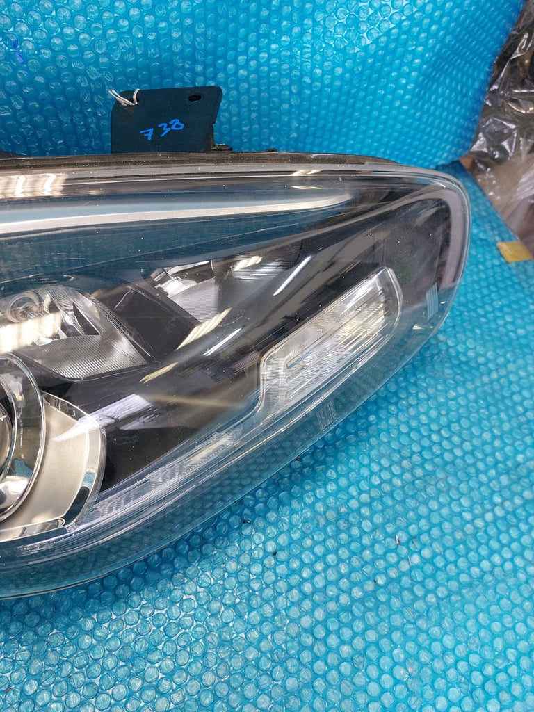 Frontscheinwerfer Kia Carens 92102-A4 LED Rechts Scheinwerfer Headlight