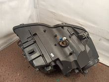 Laden Sie das Bild in den Galerie-Viewer, Frontscheinwerfer Mercedes-Benz W204 A2048207459 85122000 Xenon Links Headlight SCH6860305616wn